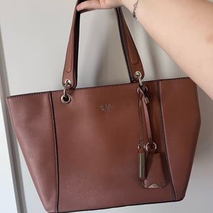 Brown Guess tote purse